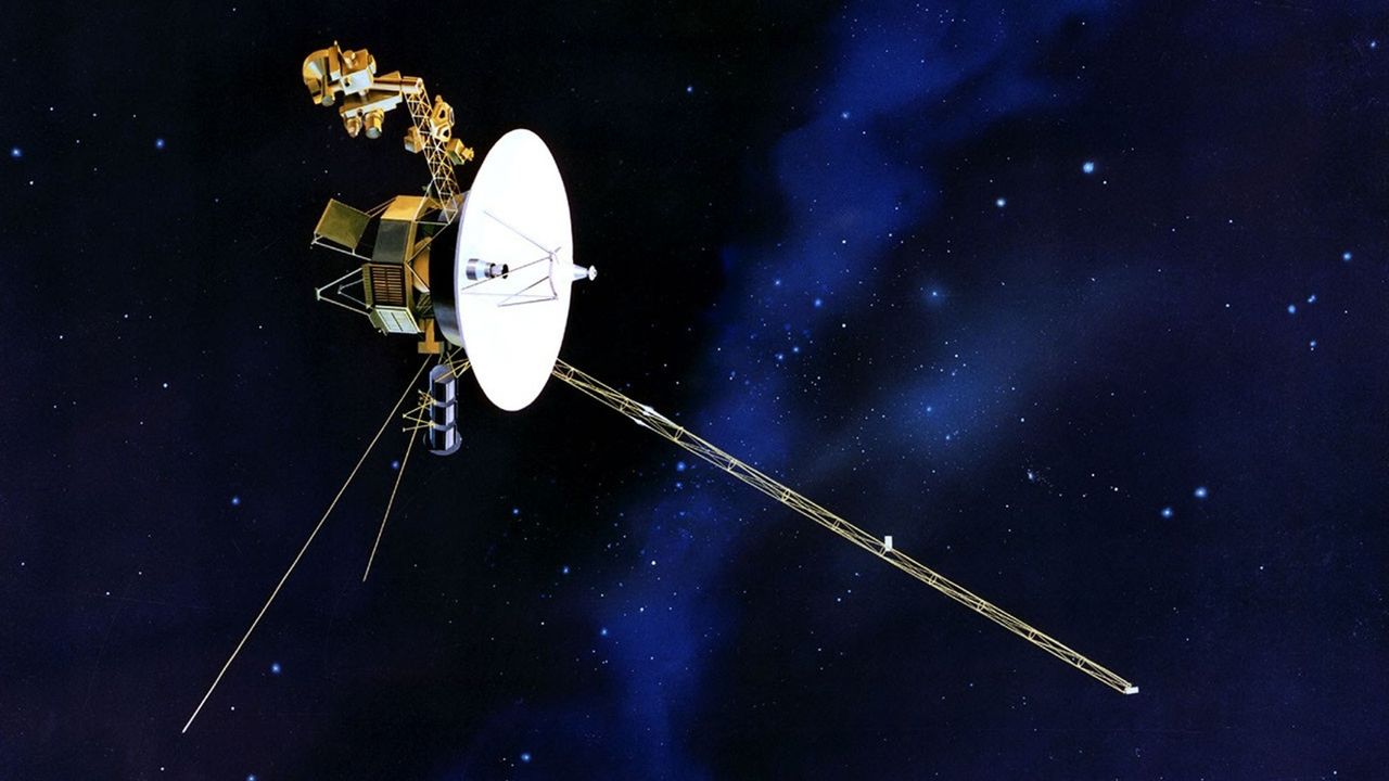 NASA продлевает жизнь 48-летнему зондy Voyager 2!